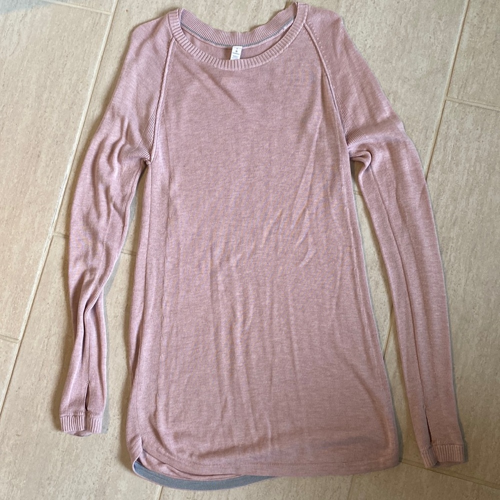 LuLu lemon long sleeve light sweater in small